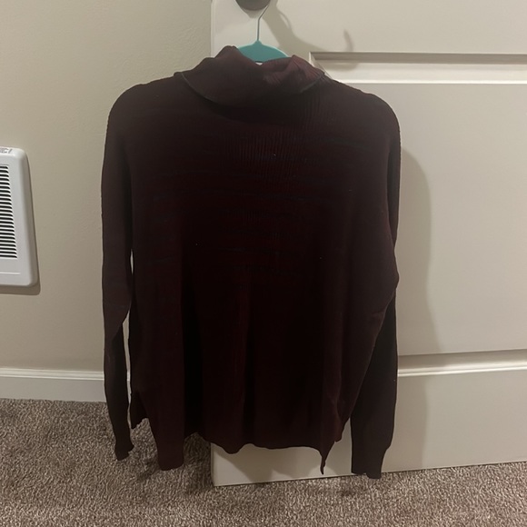 Burgundy turtleneck knit sweater size XL - Picture 2 of 2